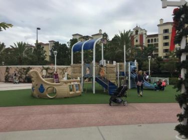 Orlando Vineland Premium Outlets Playground - Fun 4 Orlando Kids